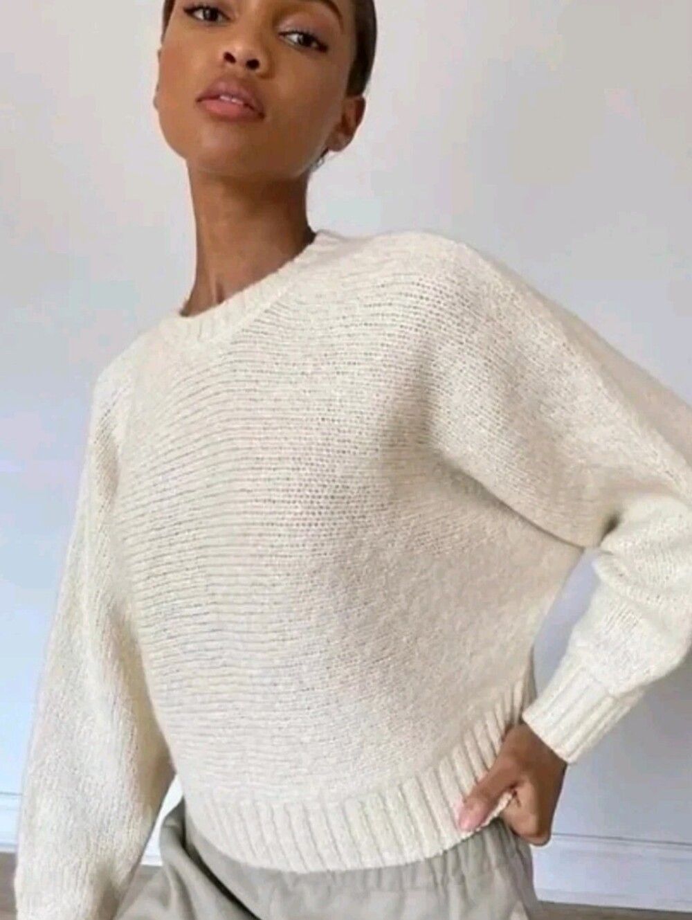 Aritzia Babaton 100% Alpaca Day Off Sweater M Cream Oversized